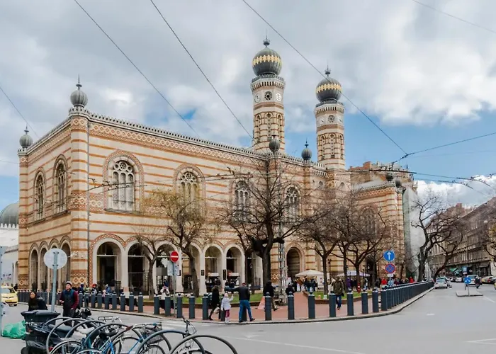 Budapest Hidden Gem At Center Next To Gozsdu Garden And Synagogue